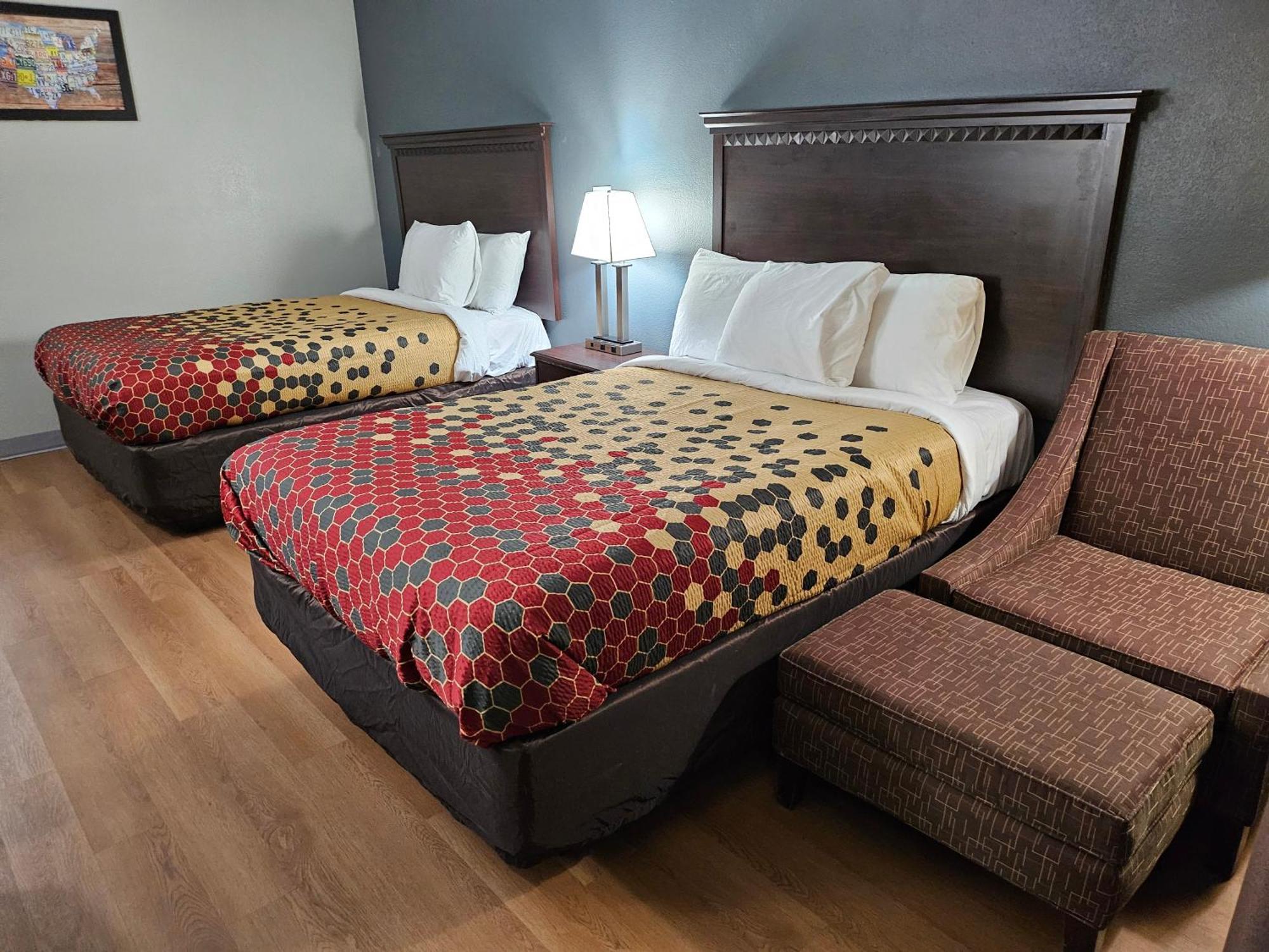Econo Lodge Biltmore Asheville Bagian luar foto